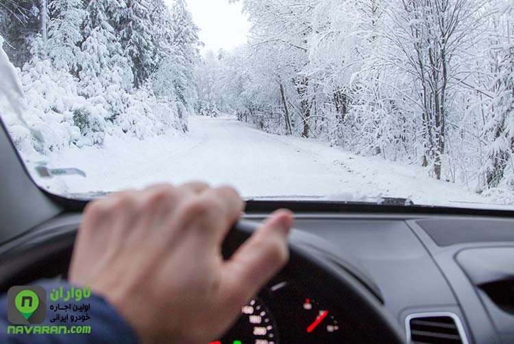 رانندگی در هوای برفی