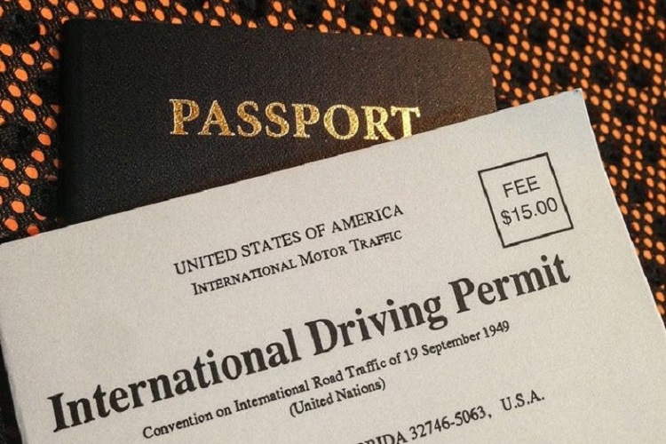 راهنمای کامل دریافت گواهینامه بین المللی رانندگی - هزینه، مدارک و روش ثبت نام